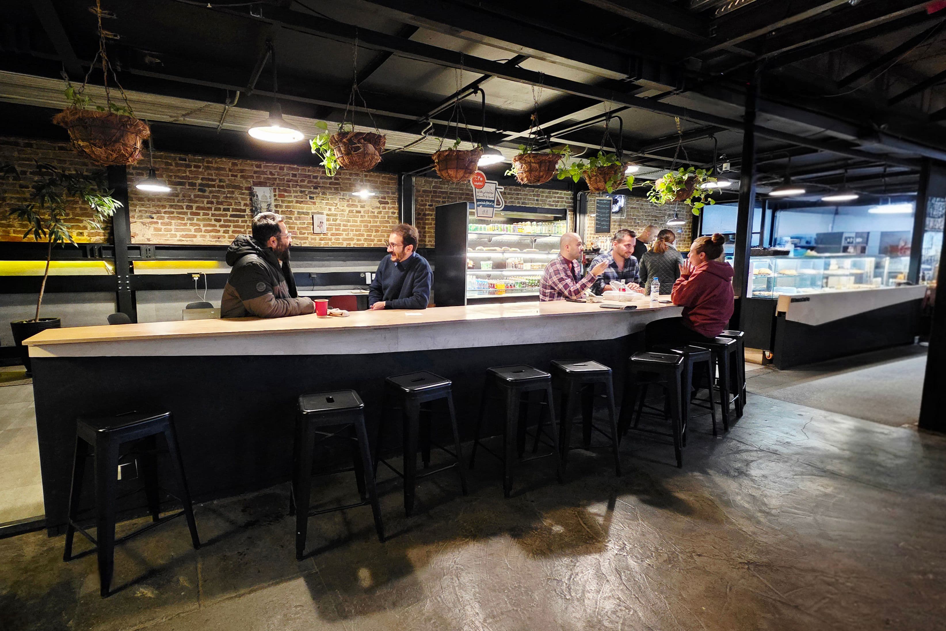 7o8 Social Table - Main view